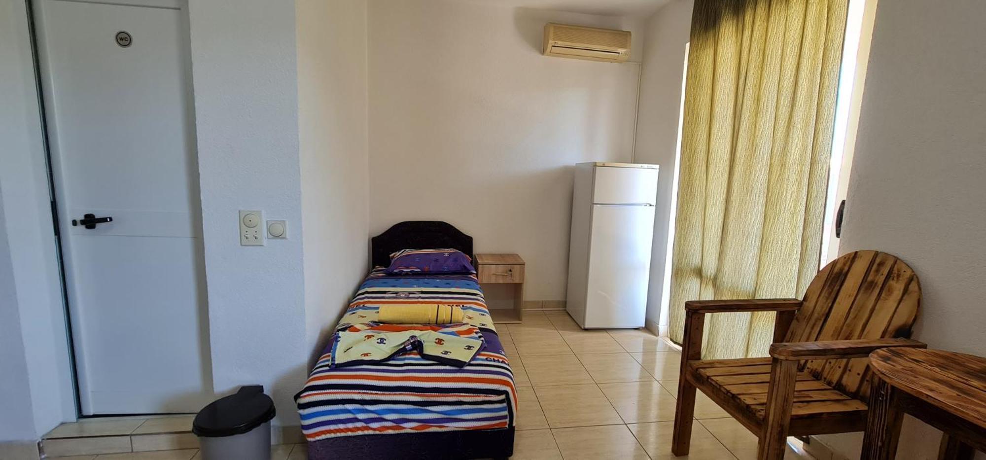 Kurt Apartaments Ulcinj Rum bild