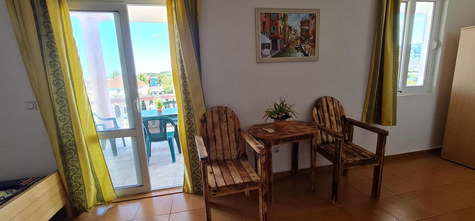 Kurt Apartaments Ulcinj Rum bild
