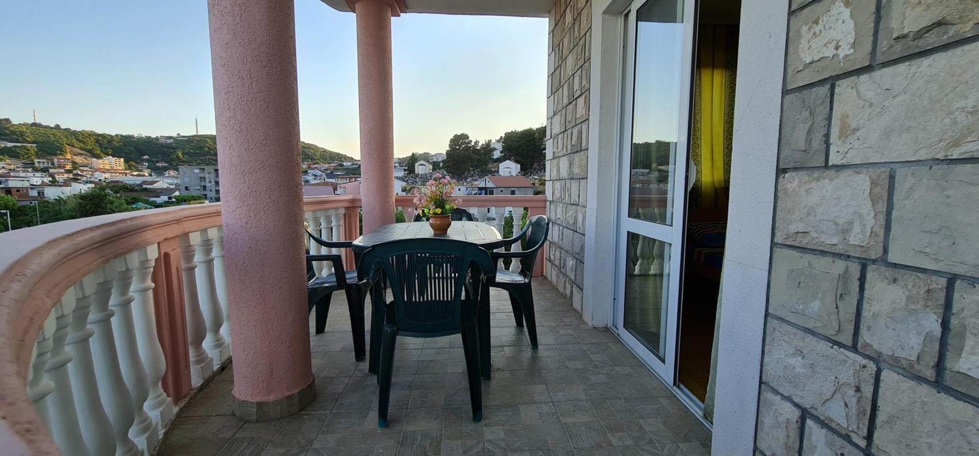 Kurt Apartaments Ulcinj Rum bild