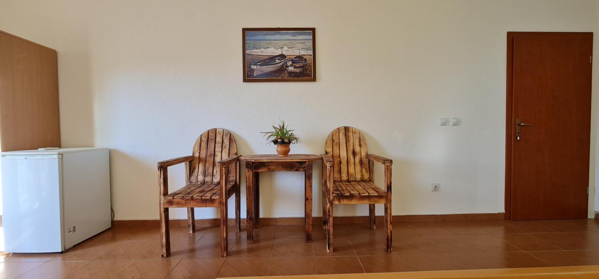 Kurt Apartaments Ulcinj Rum bild