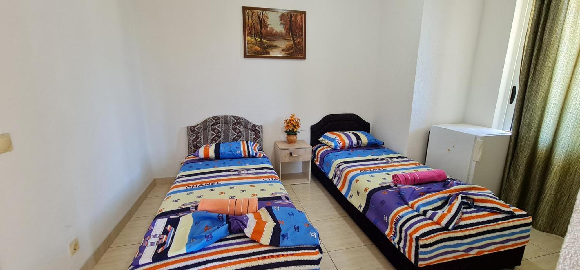 Kurt Apartaments Ulcinj Rum bild