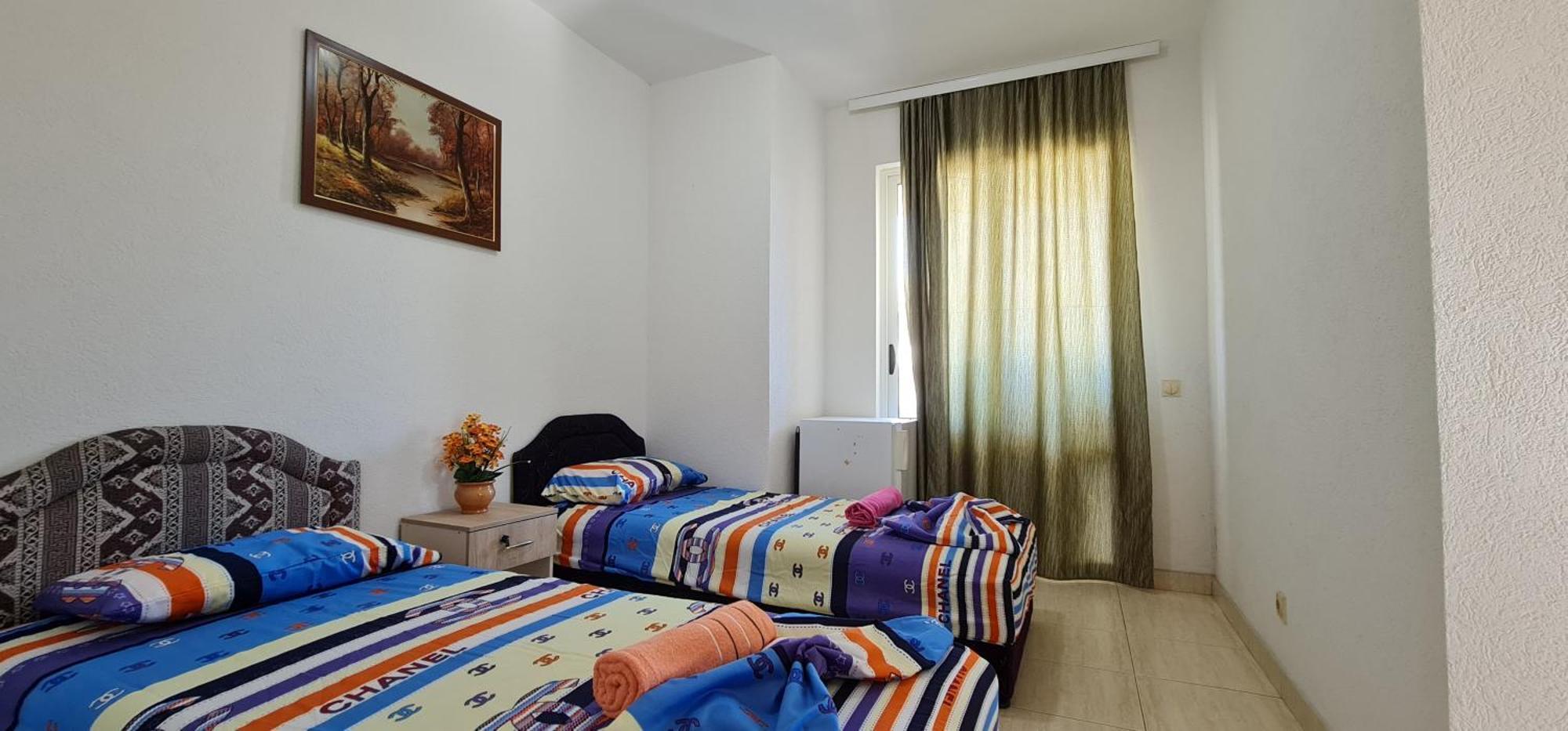 Kurt Apartaments Ulcinj Rum bild