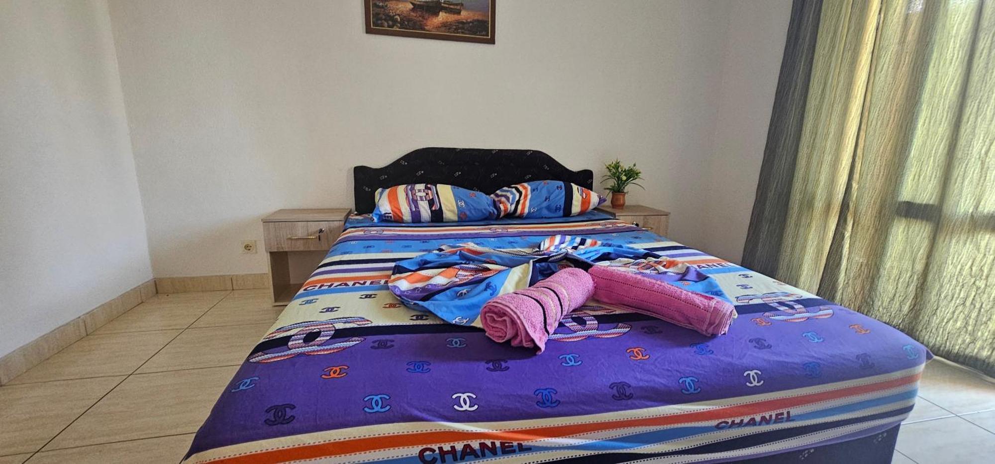 Kurt Apartaments Ulcinj Rum bild