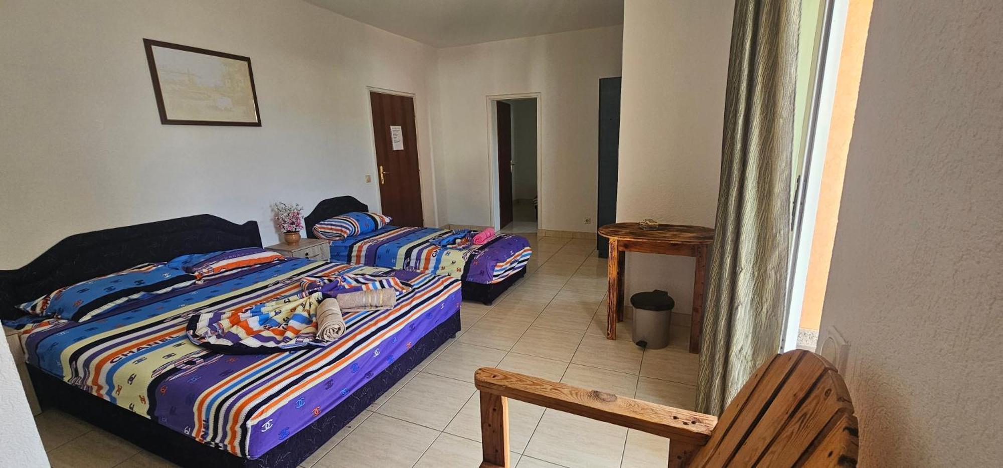 Kurt Apartaments Ulcinj Rum bild