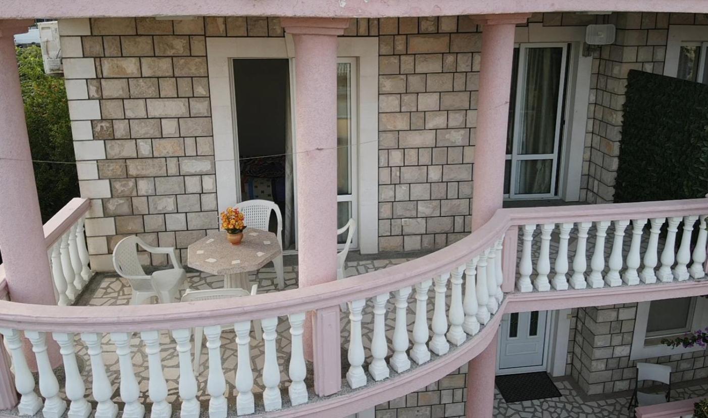 Kurt Apartaments Ulcinj Exteriör bild